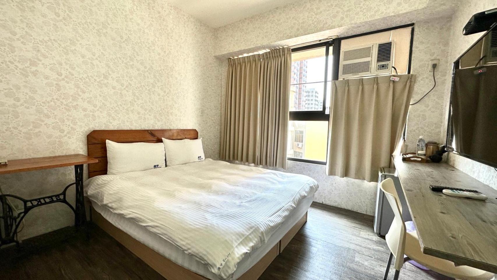 Ferienwohnung Feng Chia Hygge Taichung Exterior foto